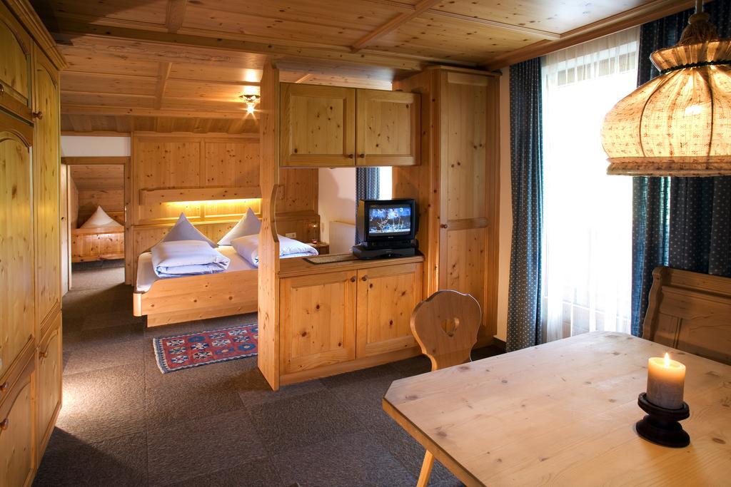 Gaestehaus Rauch Schwendau Pokoj fotografie